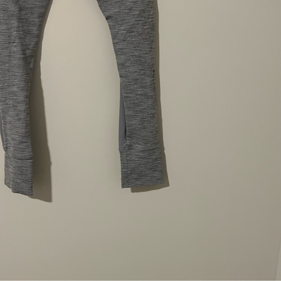 Lorna Jane gray mesh insert crop leggings - Picture 7 of 11